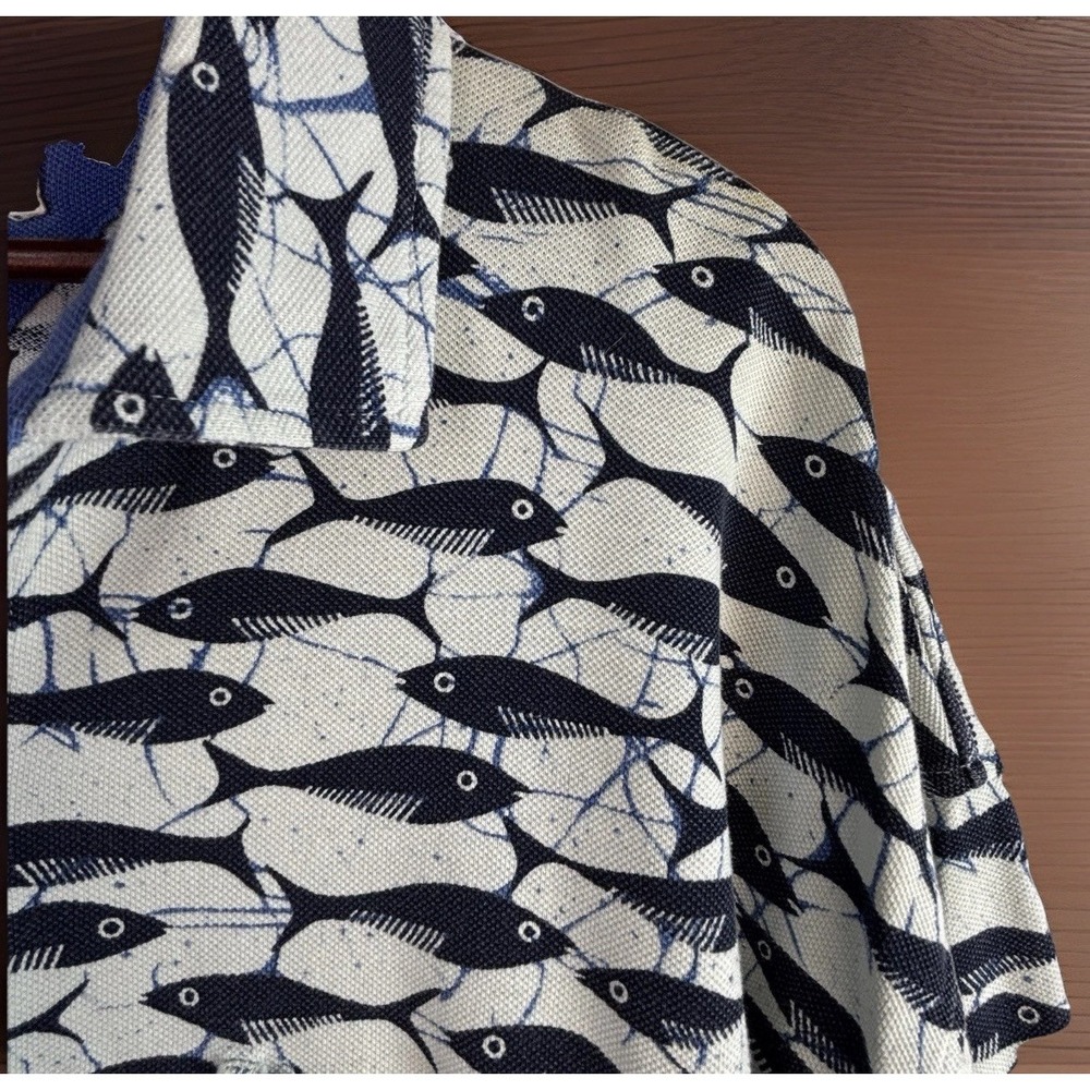 Hilfiger Fish Camp Shirt XXL 2XL Textured Cotton White Blue Eclectic Fun Novelty